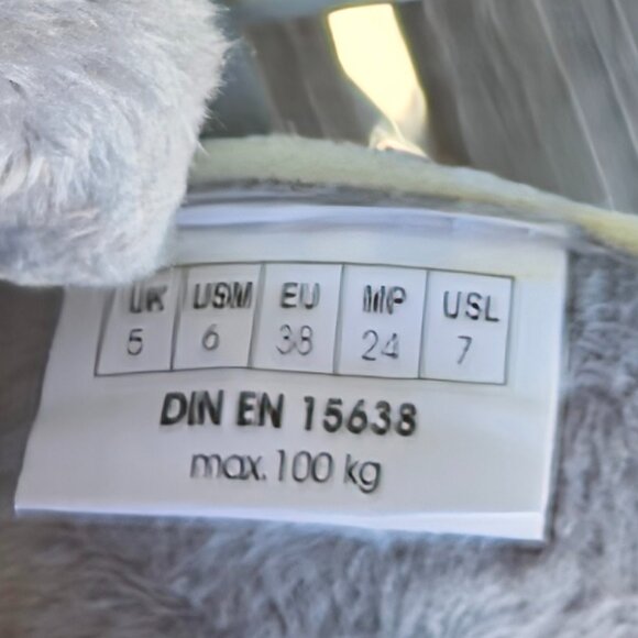 Sz 7 (EU 38) Women's FILA Bond Ice Skates w/Softwear Technology BRAND NEW - Picture 9 of 14